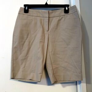 Apt. 9 Bermuda shorts for women. New with tags. Sz 2
